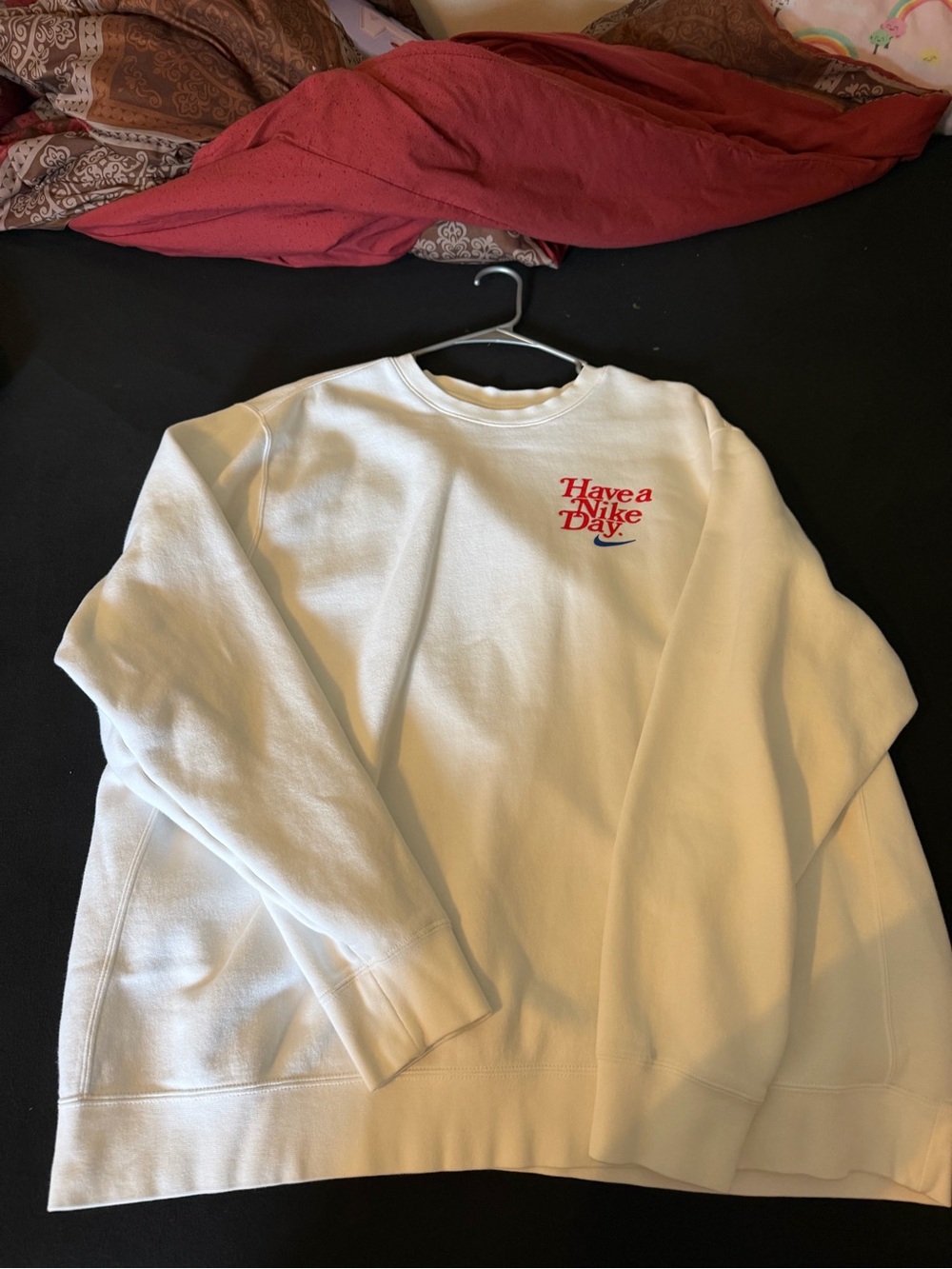 Nike Men’s 'Have a Nike Day' Crewneck Sweatshirt - White/Red